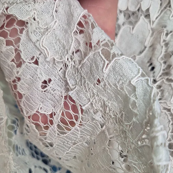 Detalhe de acabamento de uma peça da Viva Linda